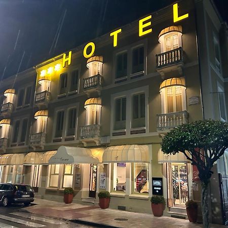 סאריה Hotel Roma מראה חיצוני תמונה