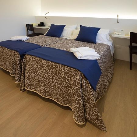 סאריה Hotel Roma מראה חיצוני תמונה