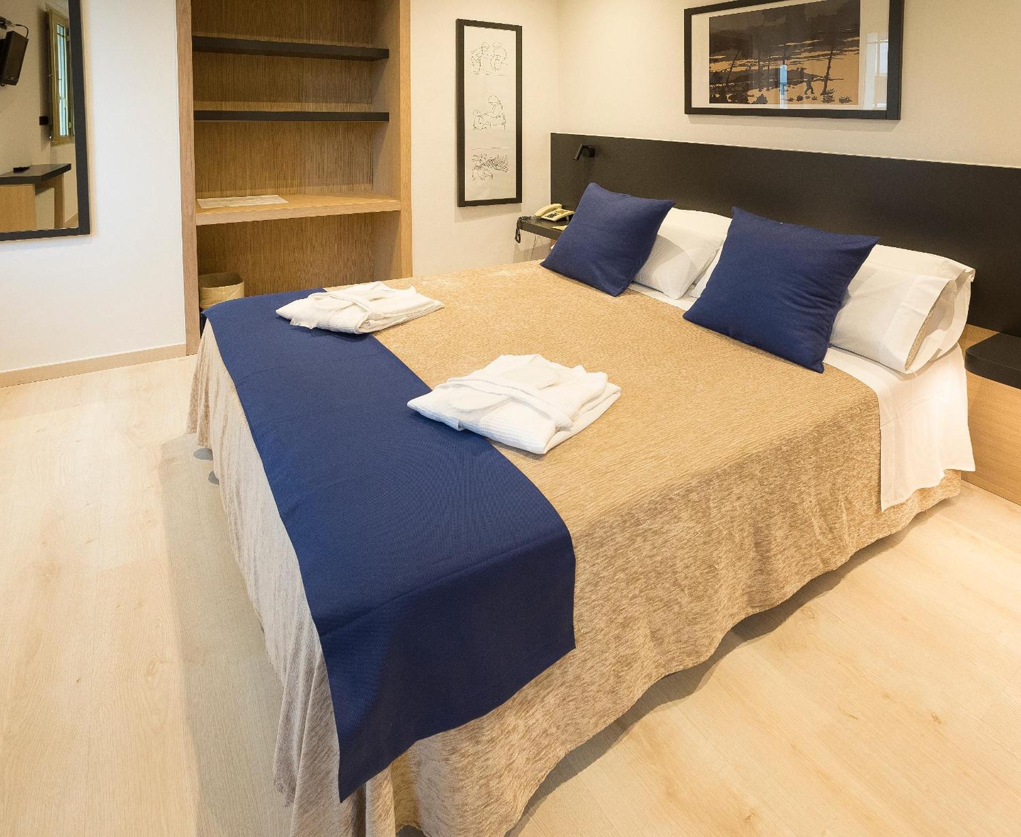 סאריה Hotel Roma מראה חיצוני תמונה