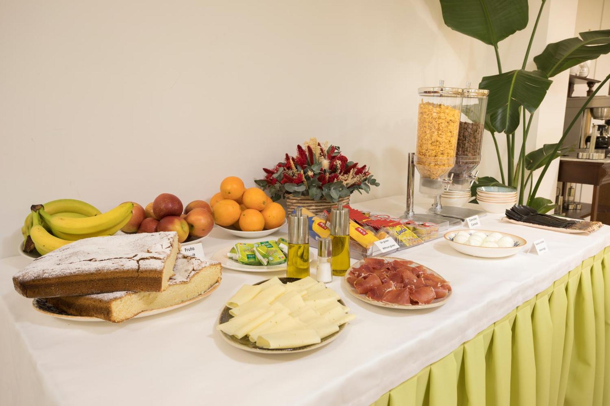 סאריה Hotel Roma מראה חיצוני תמונה
