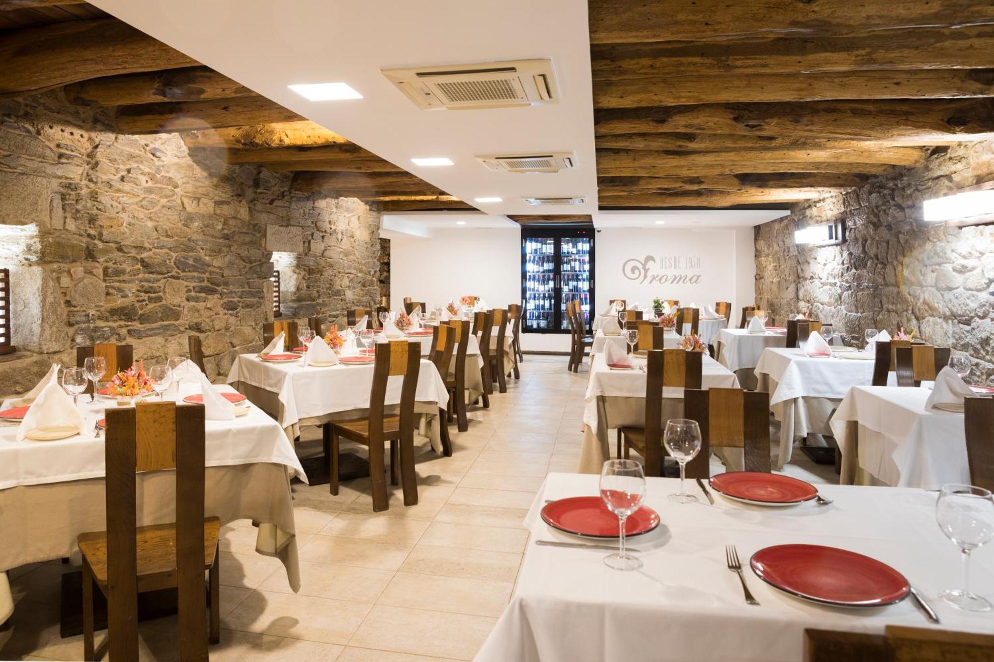 סאריה Hotel Roma מראה חיצוני תמונה
