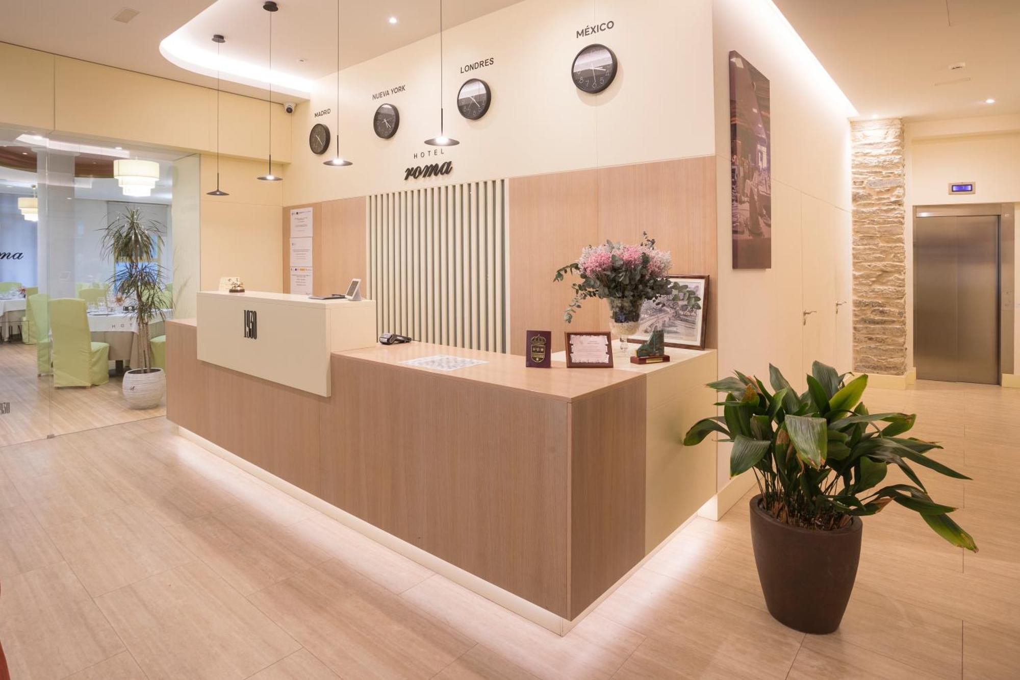 סאריה Hotel Roma מראה חיצוני תמונה